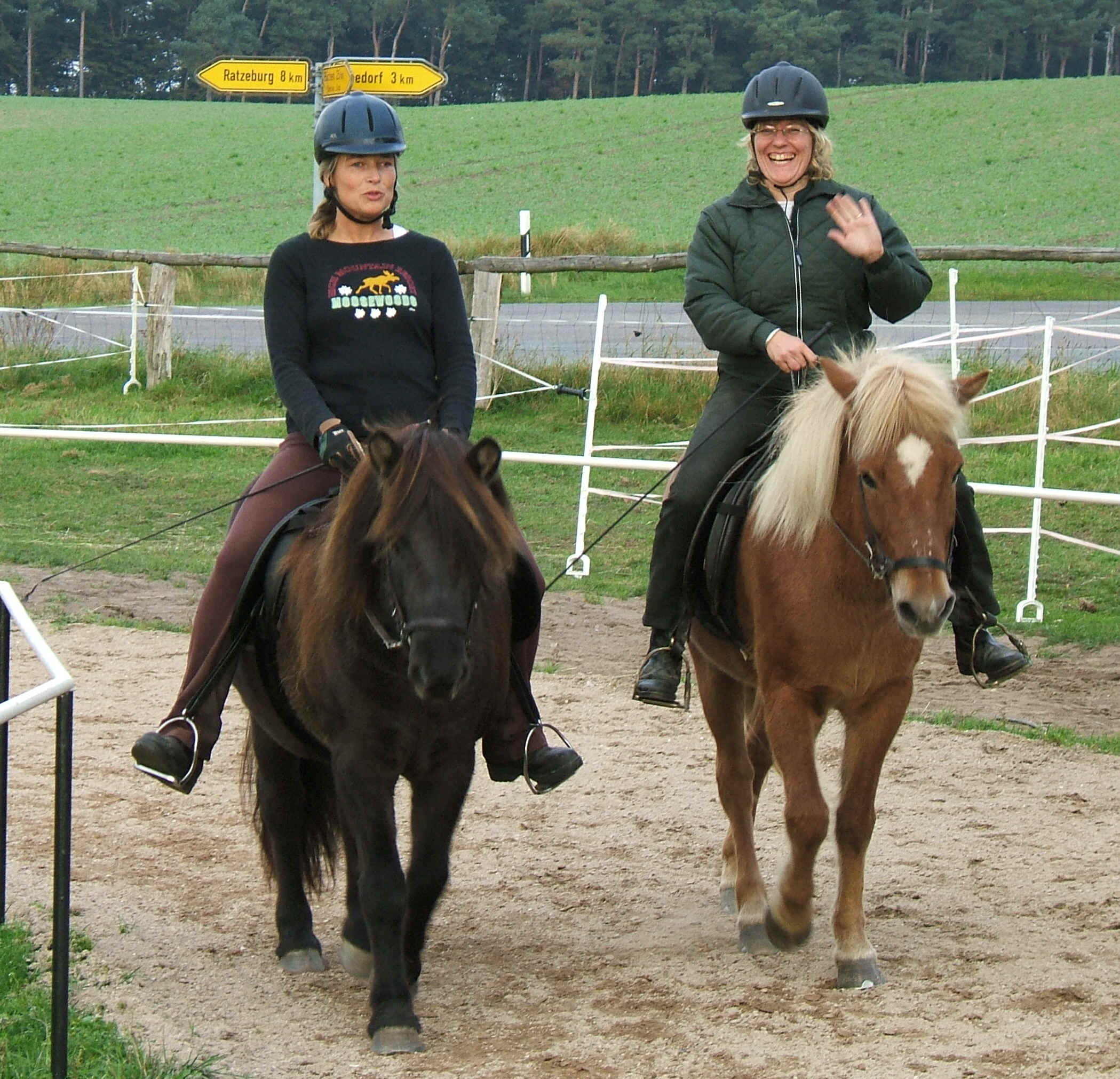 Kurs-Neue Welt Familie Ulrich 061007 031.jpg (1553228 Byte)